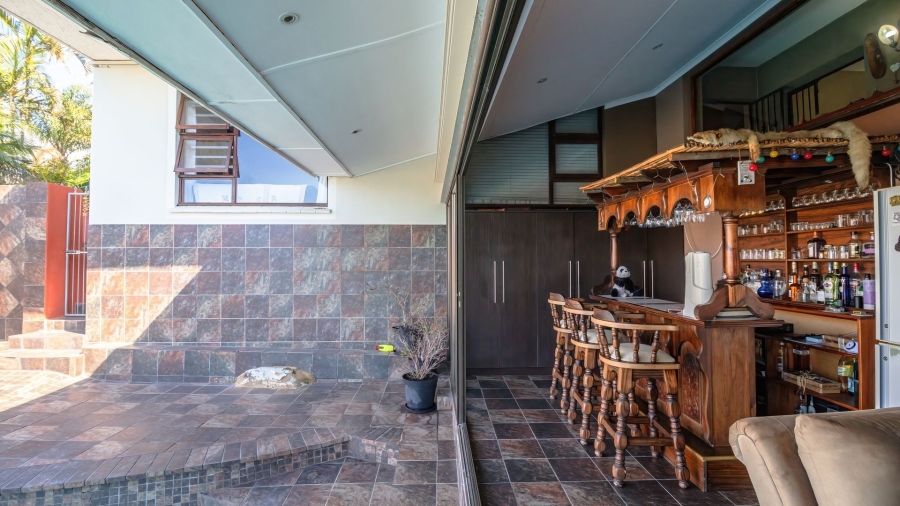 4 Bedroom Property for Sale in Bonza Bay Eastern Cape